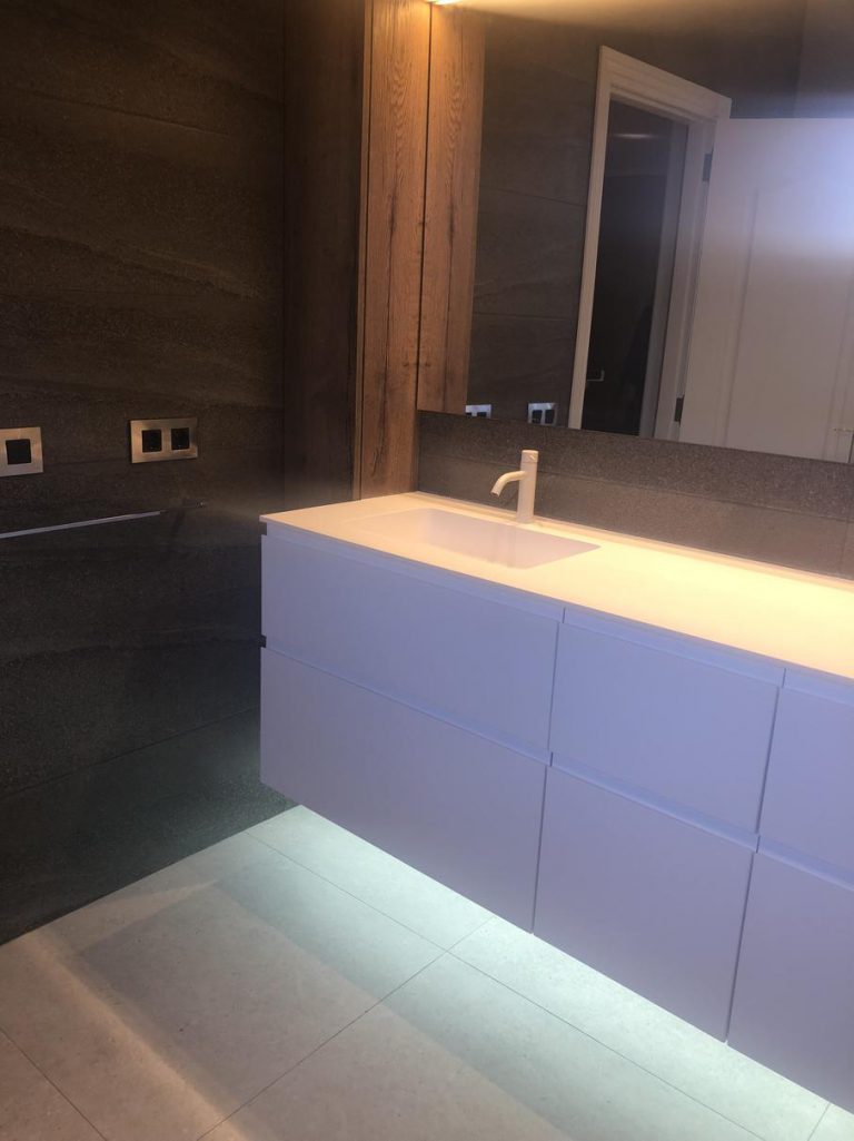 Maxi muebles para baño - Metrocuadrado